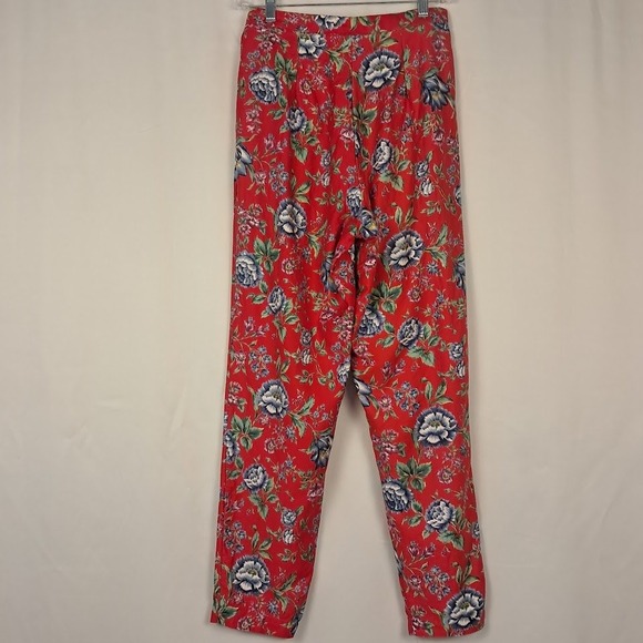 Vintage 80s FRANK SAVAGE 4 Red Floral Rayon Pants Pleated High Waist Tapered Leg - Picture 4 of 7